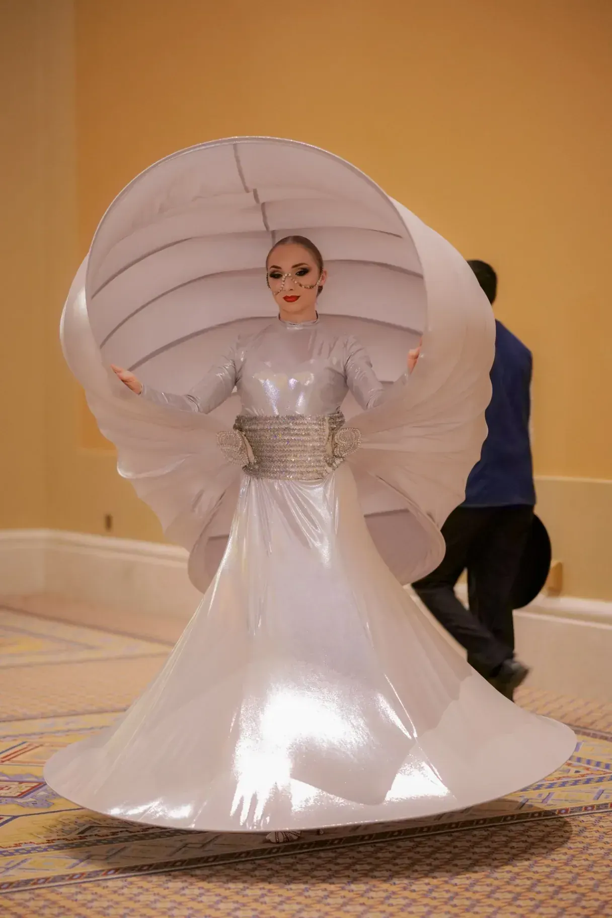 Silver shell showgirl