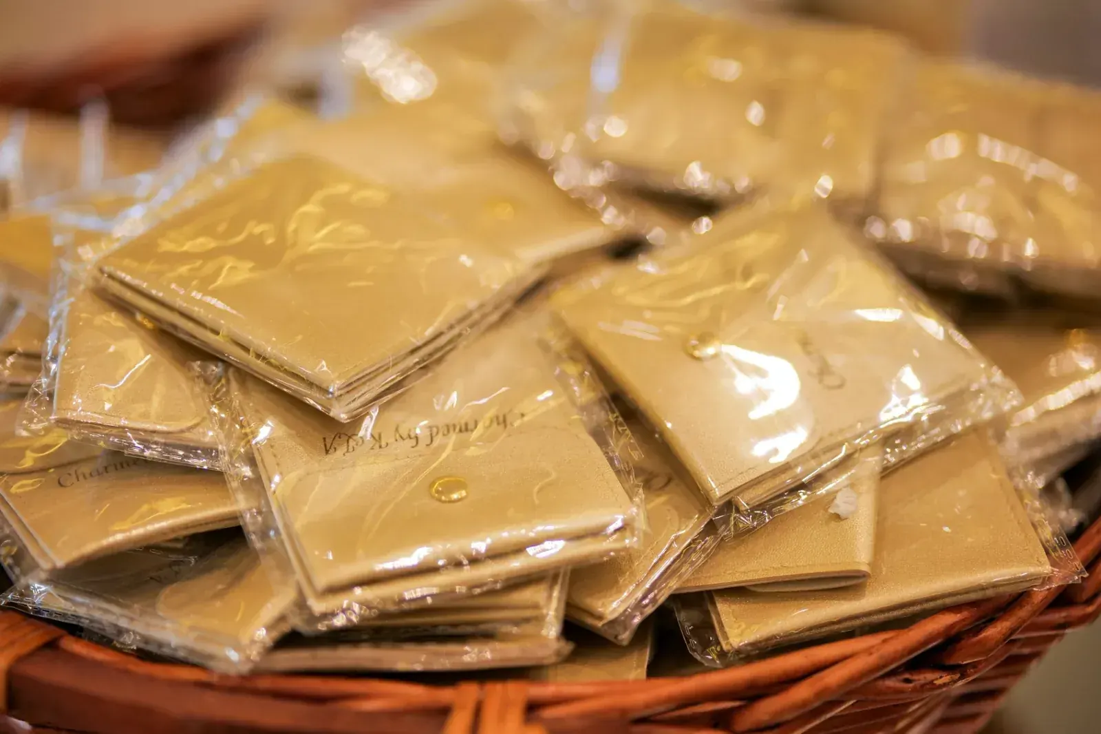 Gold-wrapped guest favours